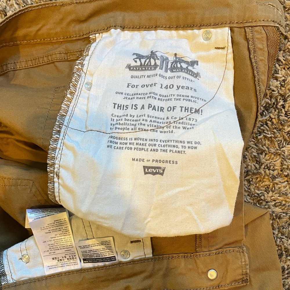 Levi’s khakis - Picture 5 of 5